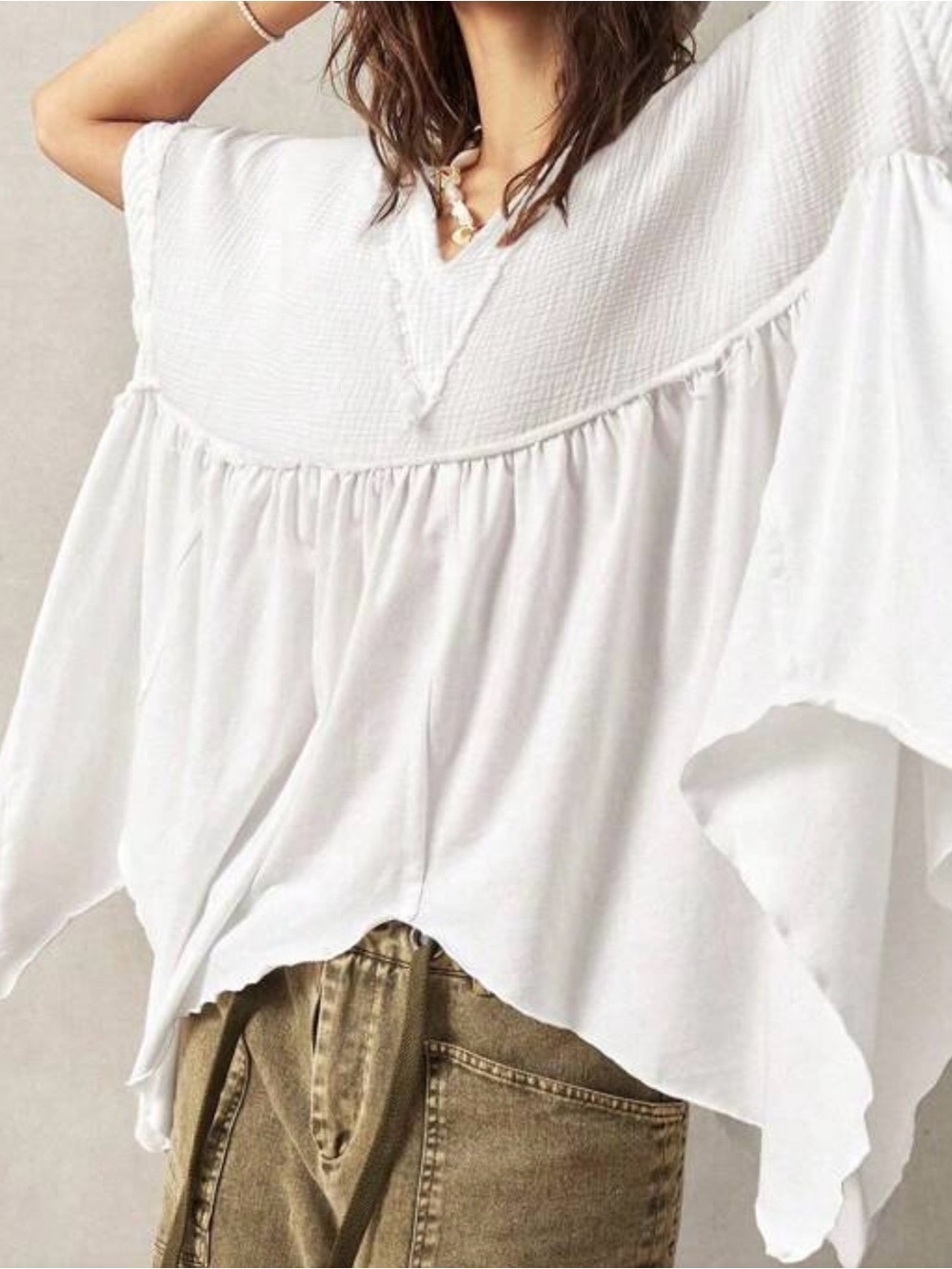 Women’s Boho White V-Neck Flowing Top. Plus Size NWT
Looks like Free People - Picture 2 of 5